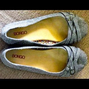 Bongo flats. Very cute.